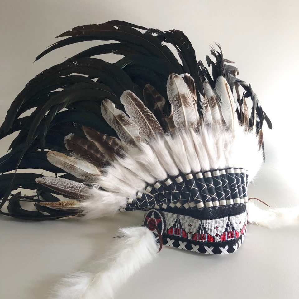 Headdress natural turkey feathers